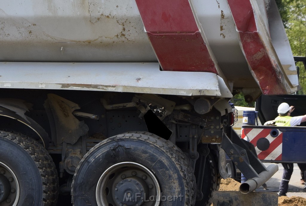 Schwerer VU LKW Zug Bergheim Kenten Koelnerstr P504.JPG - Miklos Laubert